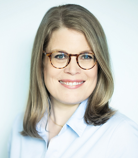 portrait photo Dr. Marietta Kühr Portraitfoto Dr. Marietta Kühr